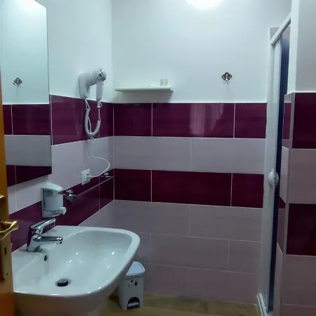 Palmaviola Nocleg ze śniadaniem 4*