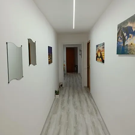 לינה וארוחת בוקר Palmaviola קאסרטה